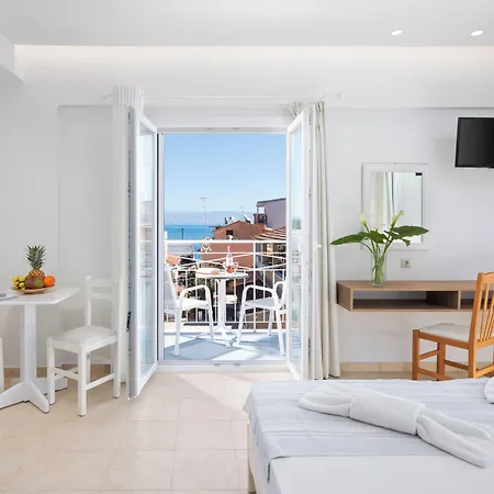 Bella Apartmanhotel 2*