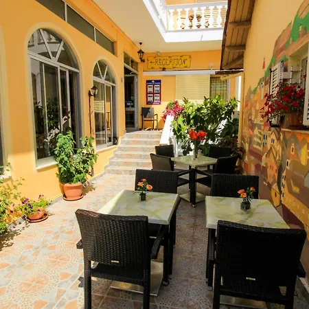 Aparthotel Bella