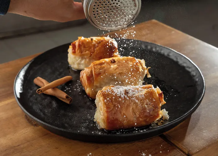 Bella מלון דירות 2*