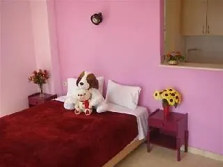 Bella מלון דירות בניטסס
